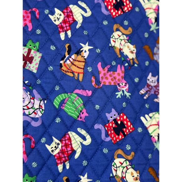 Vera Bradley Catnip Christmas Essential Grand Tote, NWT - Picture 5 of 6